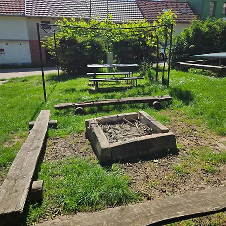Sklep U Toma Dağ evi *